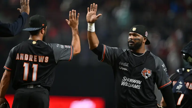 Tigres apaga a Diablos con feroz inicio y se lleva el primero en el Harp Helú