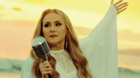 Manoella Torres revive sus éxitos de despecho: “Me insultaban, pero también cantaban conmigo”
