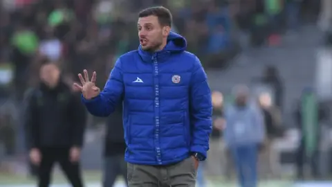 Carlos Hermosillo tunde a Anselmi por declararse inocente de infidelidad a Cruz Azul: “Es un descarado”