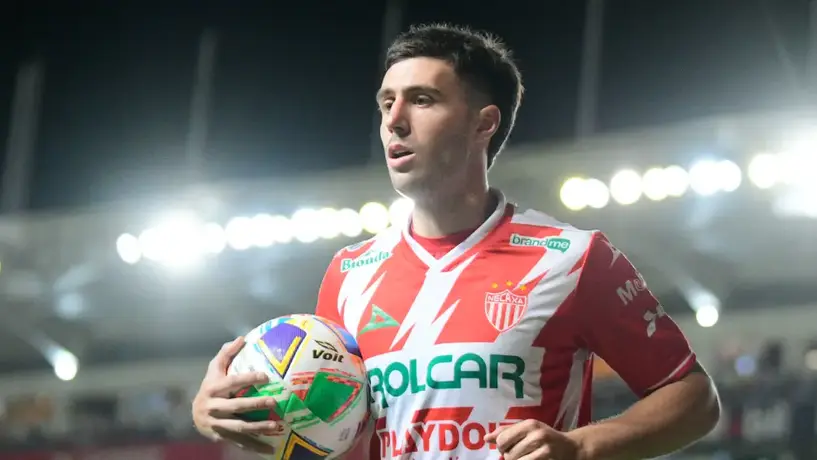 Afición del Necaxa explota contra José Paradela: "Mercenario"