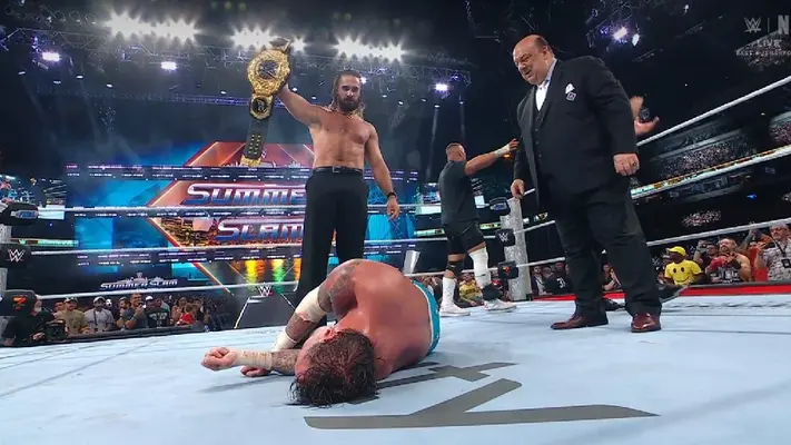 ¡Seth Rollins lo hizo de nuevo! La primera noche de SummerSlam termina con un nuevo canjeo exitoso de MITB