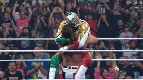 ¡Mexicanos por los títulos! Rey Fenix y Andrade buscarán los títulos en parejas de la WWE