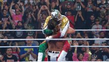 ¡Mexicanos por los títulos! Rey Fenix y Andrade buscarán los títulos en parejas de la WWE