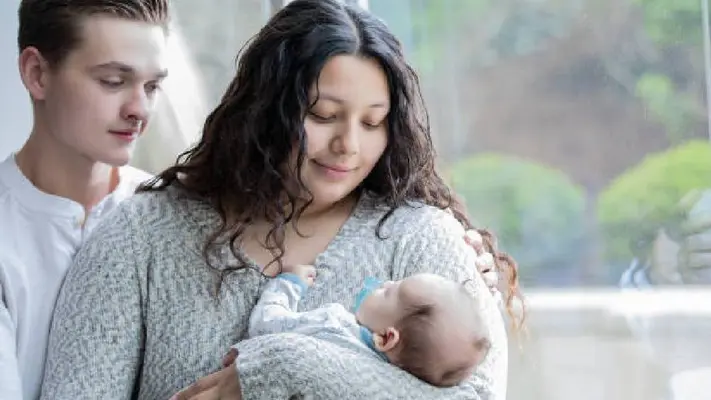 ¿Qué está llevando a los jóvenes mexicanos a rechazar la idea de tener hijos? Esto revela estudio