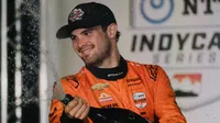 Patricio O’Ward se sube al podio de IndyCar y se acerca al líder Álex Palou