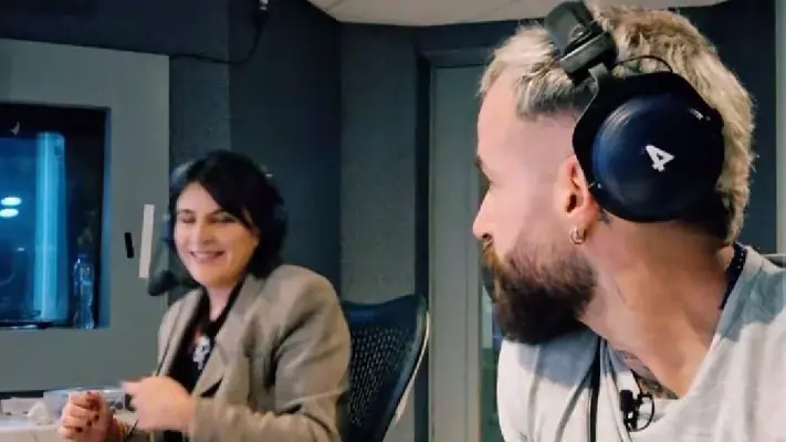 Marc Crosas protagoniza momento viral con Lola del Carril: “Está más linda tu narración”