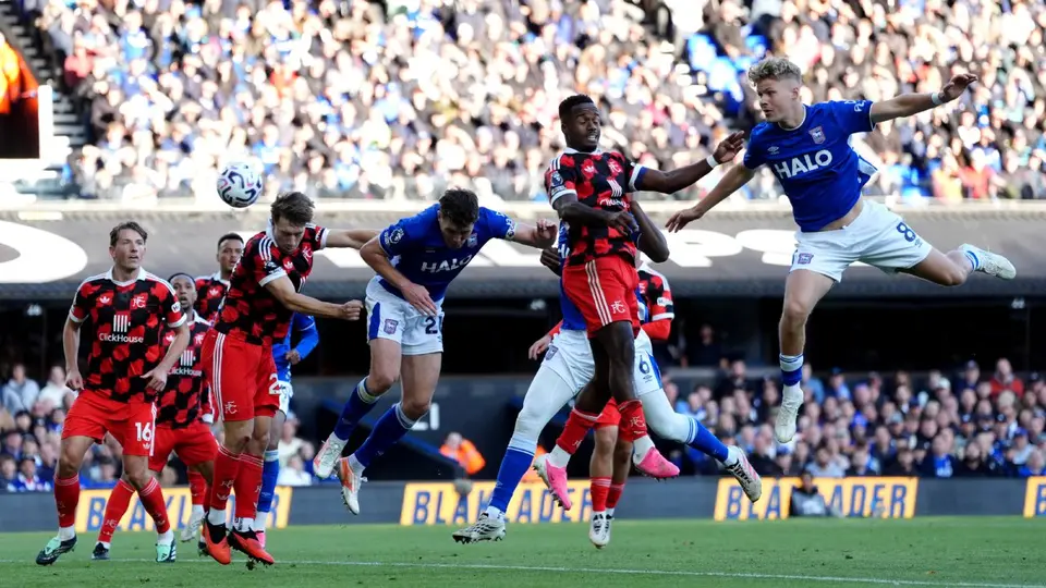 Acción del partido entre Fulham e Ipswich | AP