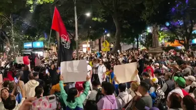 Marcha de trabajadores del IMSS en CDMX reúne a 7 mil personas y termina con saldo blanco