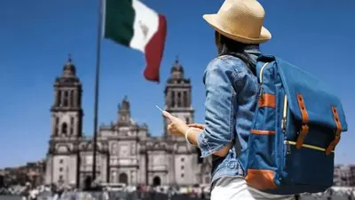 Turismo en México cae 0.5% en agosto de 2026 reporta Inegi