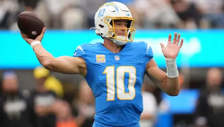 "Jamás": Chargers ponen fin a los rumores sobre una posible salida de Justin Herbert