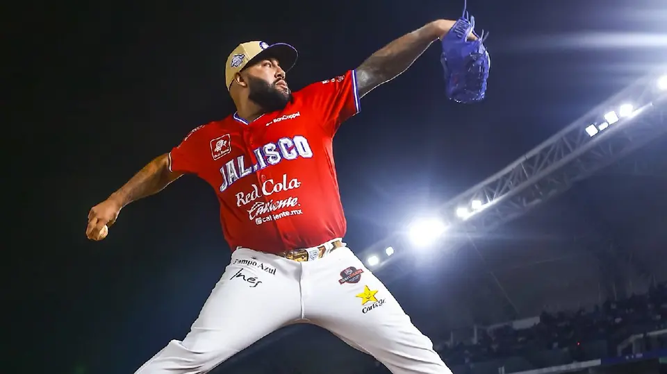 Pitcher de los Charros de Jalisco, Luis Iván Rodríguez | x:@charrosbesibol