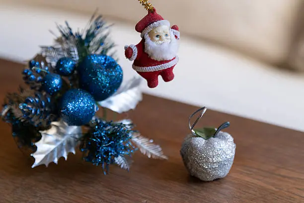 Las familias uruguayas celebran la Navidad con cenas, regalos y reuniones, aunque la festividad tiene otra denominación oficial./ Pixabay