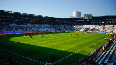 ¡Otra vez! Barra de Atlas desata violencia en las gradas del Hidalgo en juego ante Pachuca