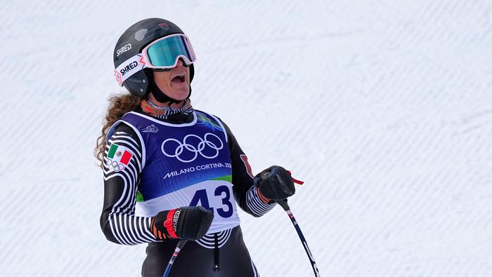 Sarah Schelper durante la prueba Super-G Race en el esquí alpino en los Juegos Olímpicos de Invierno 2026 | AP