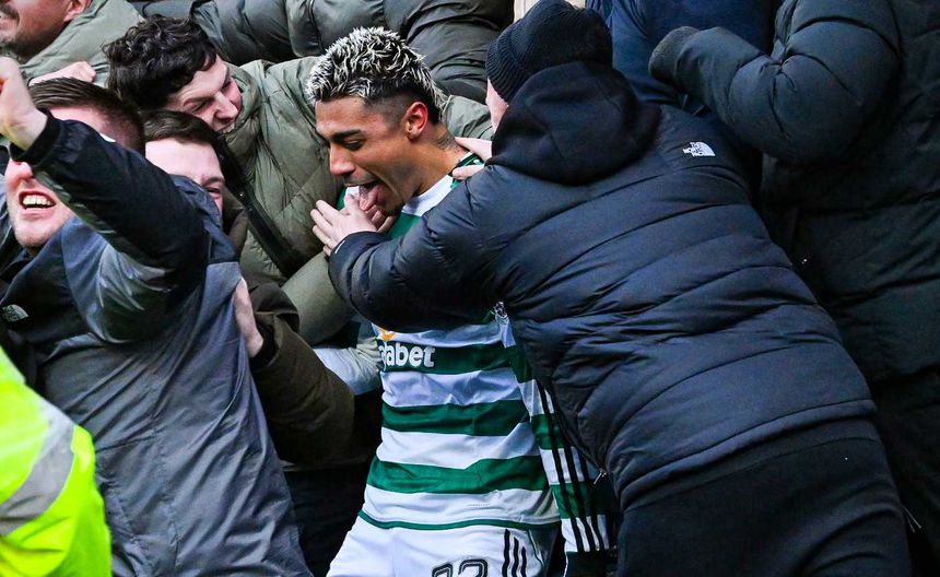 Julián Araujo le dio el triunfo a Celtic con un gol de último minuto | X @OptaJoe
