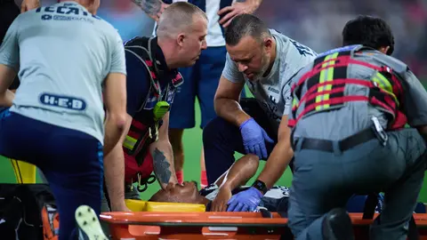 Anthony Martial lesionado en Rayados vs León | IMAGO7