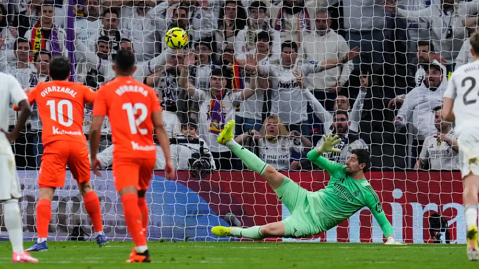 Penal en favor del Real Madrid vs Real Sociedad I AP