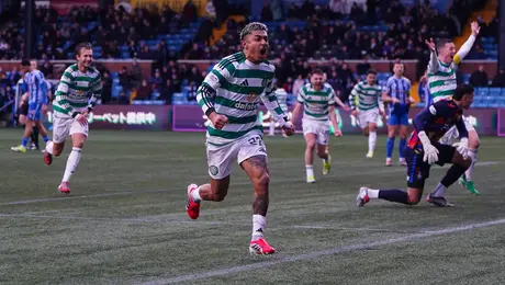 "Esto es el Celtic": Julián Araujo reacciona luego del gol que le dio la victoria a su equipo