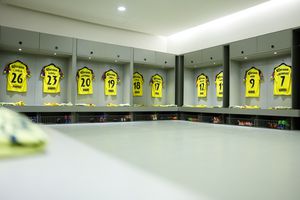 ‘Plumaje listo’: Las Águilas del América presumen su vestidor previo al Clásico Nacional