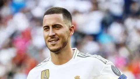 Eden Hazard durante su paso con el Real Madrid l X:hazardeden10