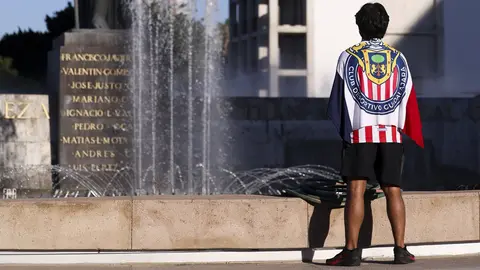 Aficionado de Chivas frente a La Minerva | X: @Chivas