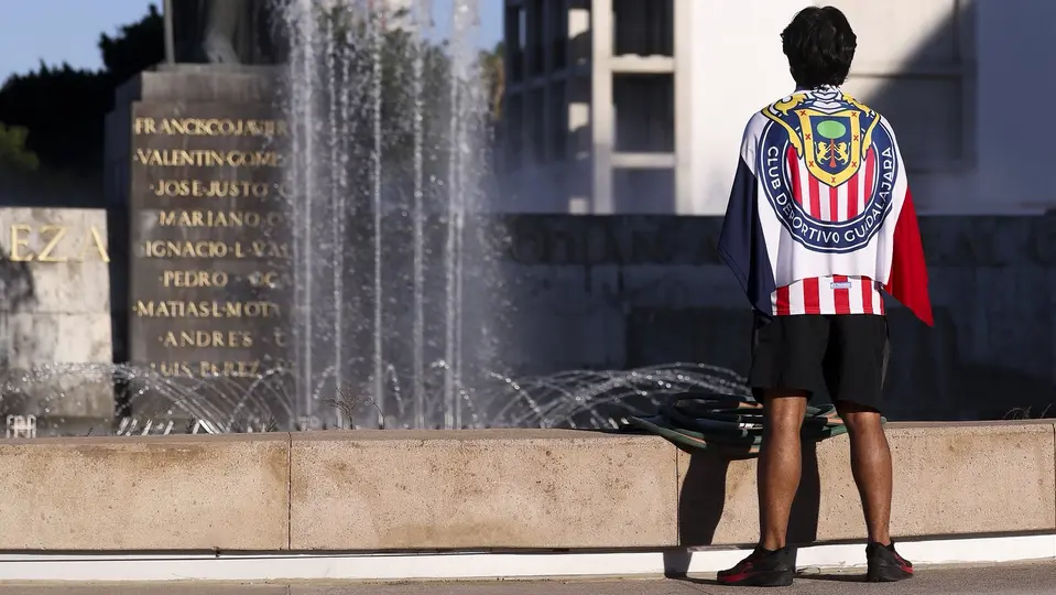 Aficionado de Chivas frente a La Minerva | X: @Chivas