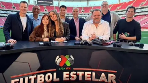 Comentarista comete error grosero al aire y confunde Televisa con Telemundo