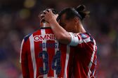 Fernando González y Armando González tras gol de Chivas | IMAGO7