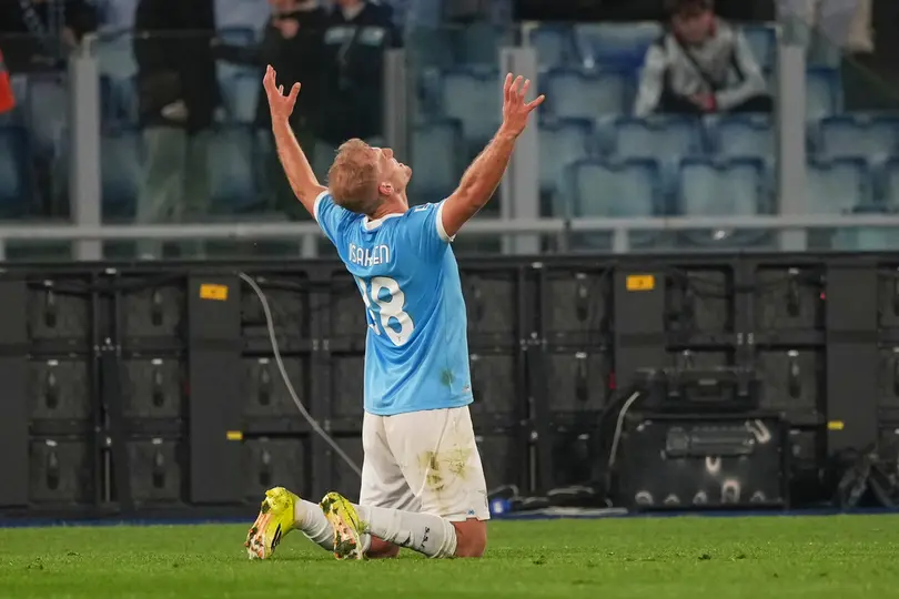Gustav Isaksen en celebración de gol | AP