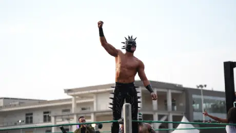 ¡VIERNES DE ESTRELLAS! Así fue como Soberano Jr. llegó a La Arena México
