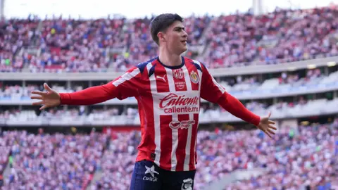 Armando 'Hormiga' González en el duelo ante Santos Laguna del Clausura 2026 | IMAGO7