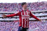 Gabriel Milito, entrenador de Chivas, ve a Hormiga González con condiciones para dar el salto a Europa