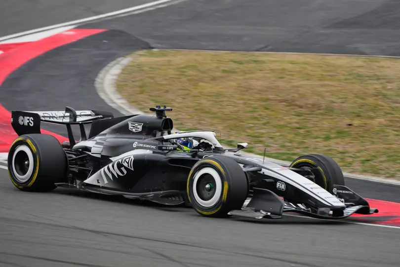 Checo Pérez, en el Gran Premio de China | AP