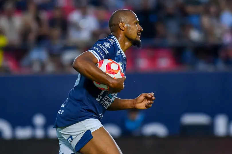 Salomón Rondón tras anotar gol con Pachuca en Liga MX I IMAGO7