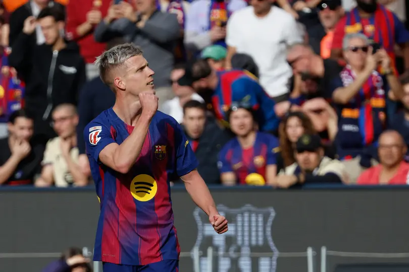 Dani Olmo en celebración con Barcelona ante Sevilla en LaLiga | AP