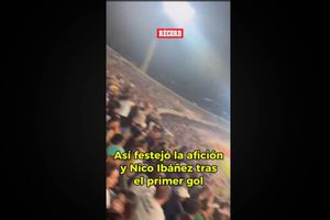 La Afición De Cruz Azul Reventó CU Luego Del Gol De Nico Ibáñez.