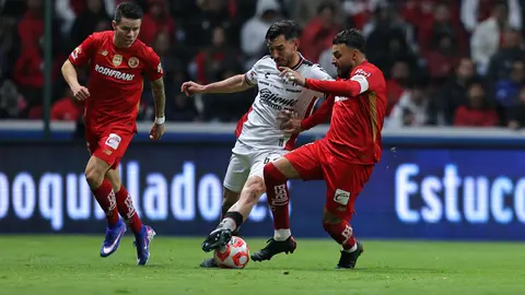 Alexis Vega, jugador de Toluca, ante Atlas en el Clausura 2026 | IMAGO7