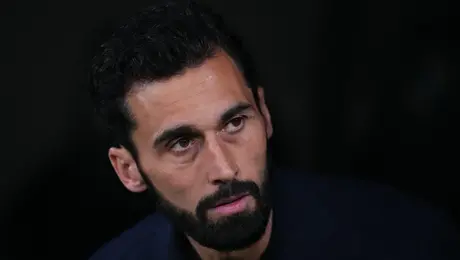Arbeloa se lanza contra el árbitro tras eliminación en Champions: "Es inexplicable, injusto"