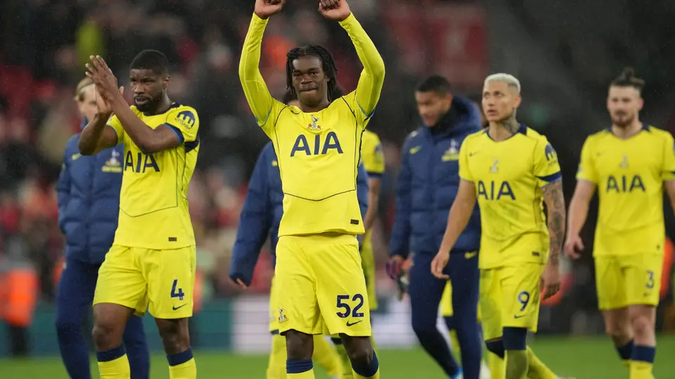 Tottenham celebra el empate ante el Liverpool en Premier League I AP