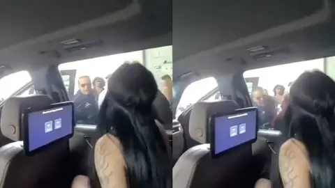 El incidente ocurrió tras el pesaje del evento, donde varias celebridades se reunieron para promocionar la cartelera de peleas. / RS
