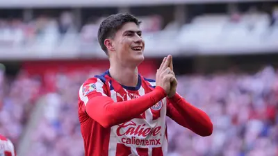 Armando González se convierte en el máximo goleador en la era de Amaury Vergara