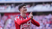 Armando González se convierte en el máximo goleador en la era de Amaury Vergara