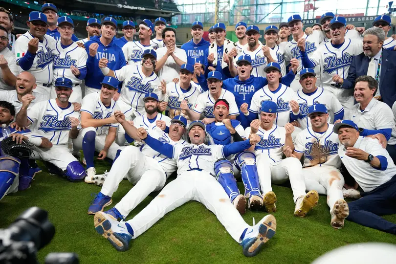 Novena de Italia festeja su pase a las Semifinales del Clásico Mundial de Béisbol I AP