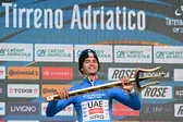 "Hay muchas cosas que puedo mejorar": Isaac del Toro tras su victoria en la Tirreno-Adriático