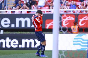 'Hormiga' González se pierde hat-trick en el partido ante Santos con una falla increíble