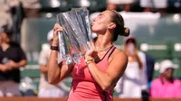 Sabalenka tumba a Rybakina para su primer título en Indian Wells