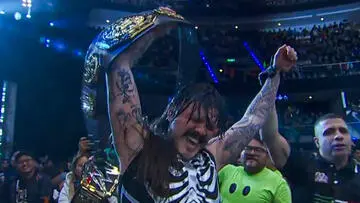Dominik Mysterio sigue siendo el campeón intercontinental | wwe.com
