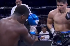 ¡Imparable! Marco Verde vence, por decisión unánime, a Alexander Moreno