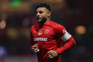 ¡Invente, Alexis, invente! Vega hace jugada de fantasía ante Atlas