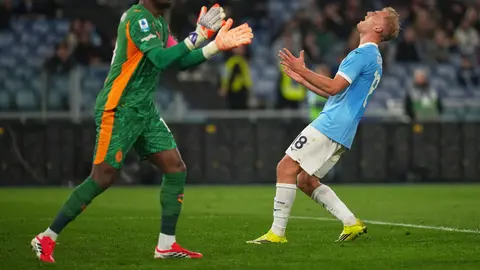 Mike Maignan ante la Lazio | AP